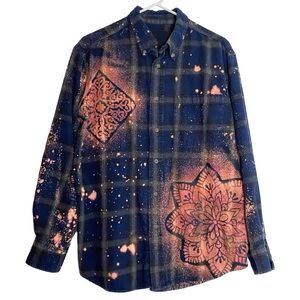 Boho Flannel Shirt Mens Size Large Unisex Floral Stencil Bleached Plaid Womens